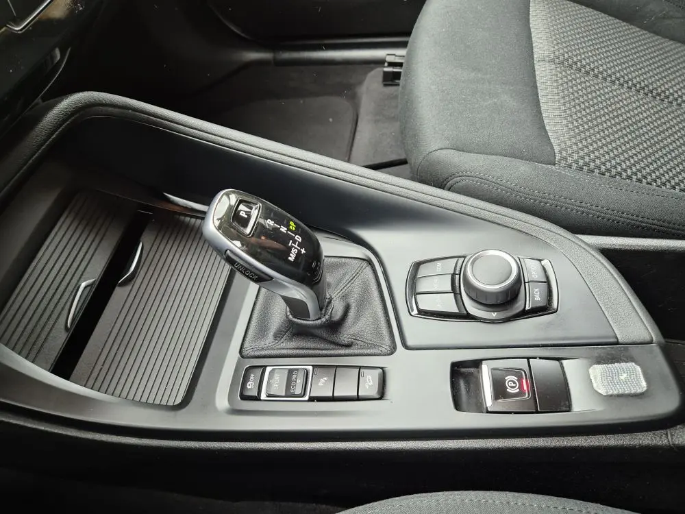 BMW X1 18D X-Drive - 13