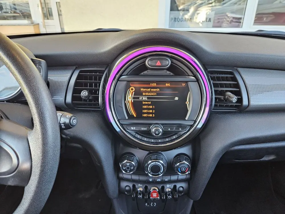 MINI COOPER D 1.5D - 12