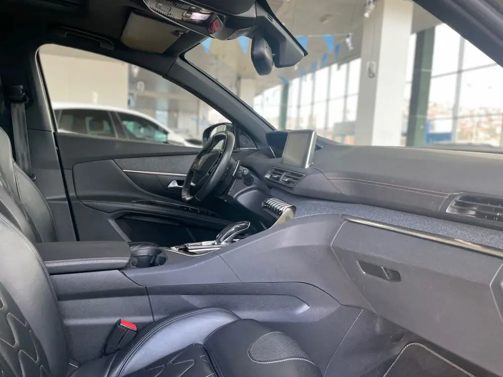Peugeot 5008 1.2 PureTech GT Line - 18