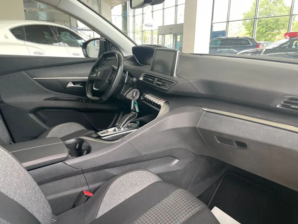 PEUGEOT 3008 1.2 BUSINESS PURETECH - 16