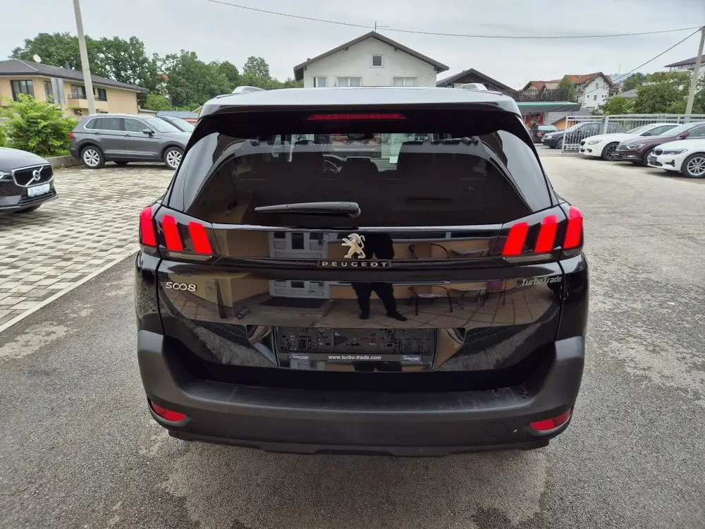 Peugeot 5008 1.2 Allure Business 7PL - 7
