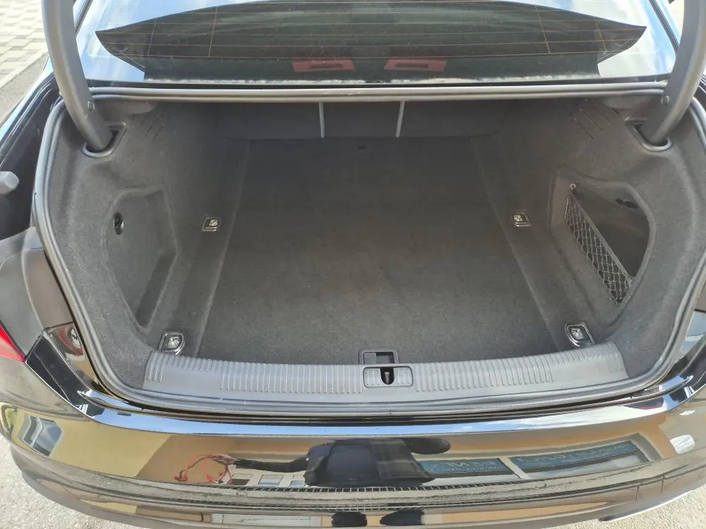 Audi A4 30TDI Business S-tronic - 21