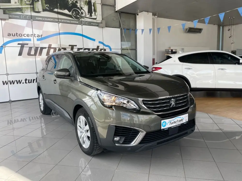 Peugeot 5008 1.6 HDI Business 7PL