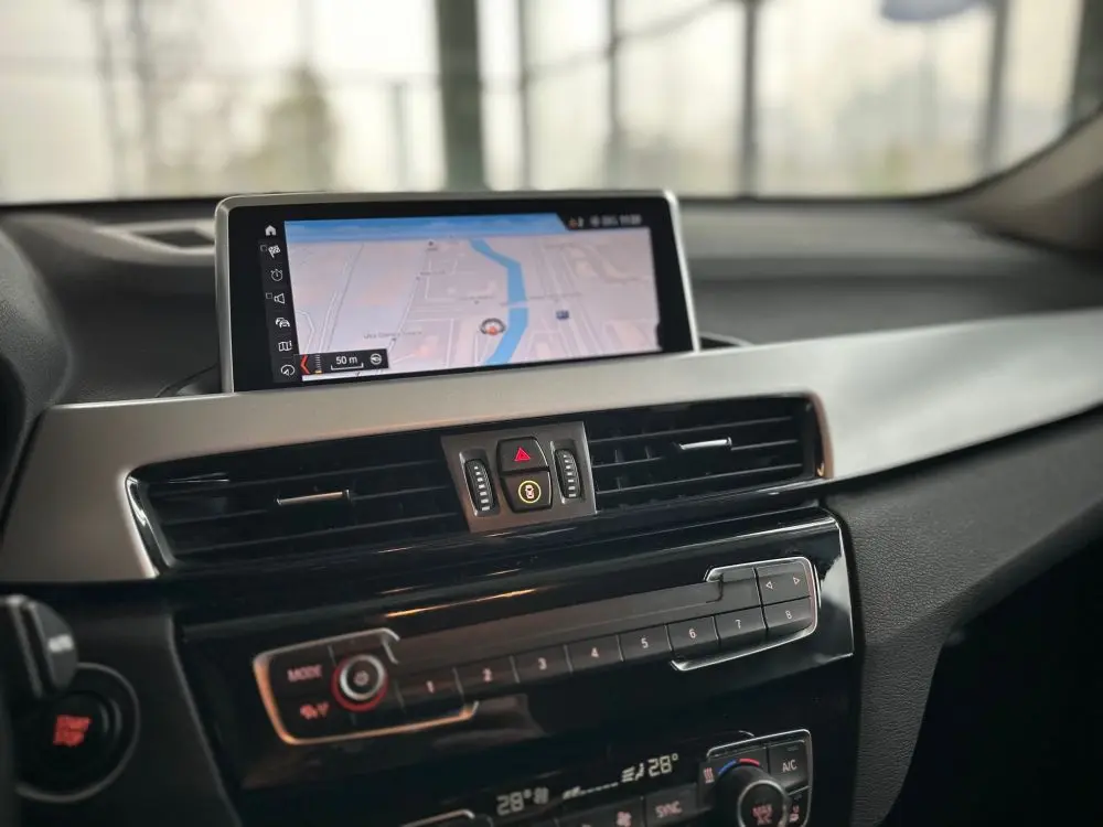 BMW X1 X-DRIVE 25E BUSINESS - 14