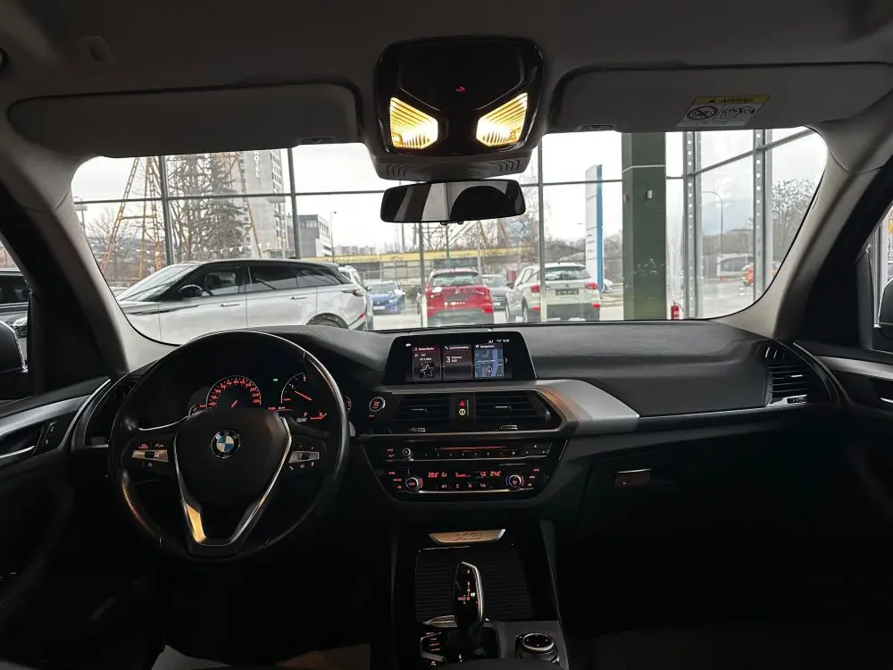 BMW X3 20D X-DRIVE Business Advantage - 9