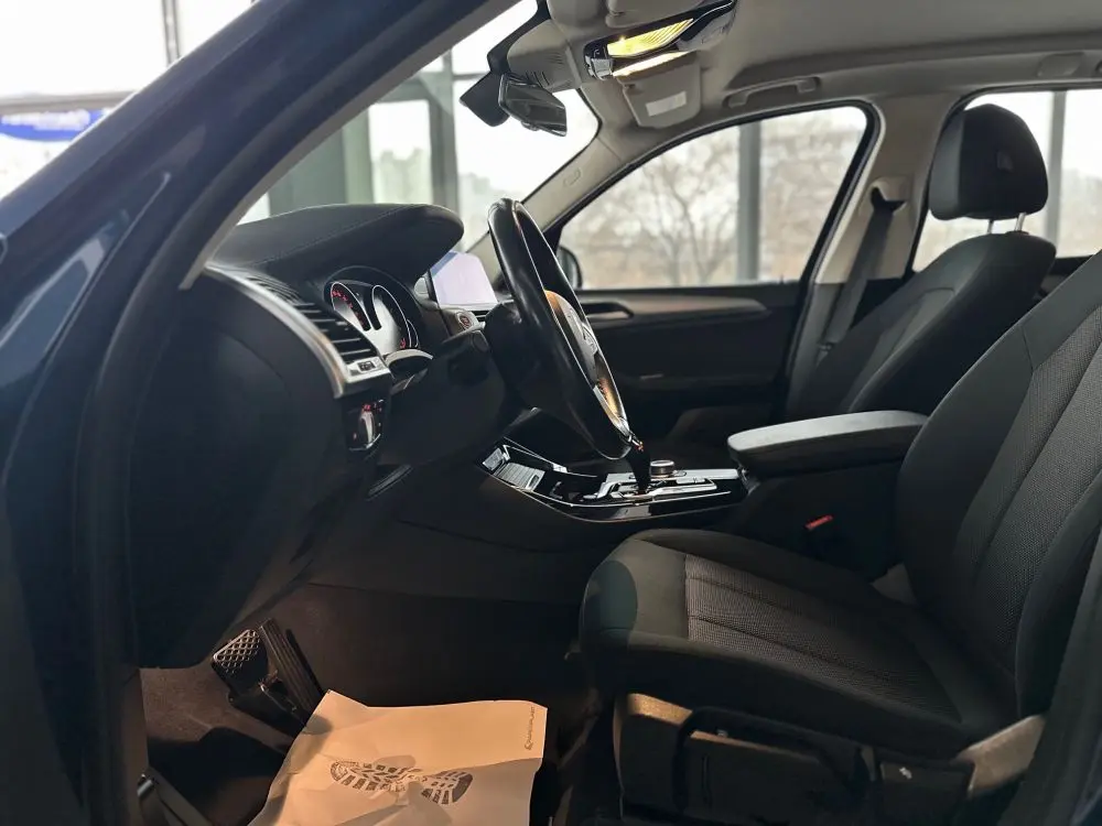 BMW X3 20D X-DRIVE Business Advantage - 7