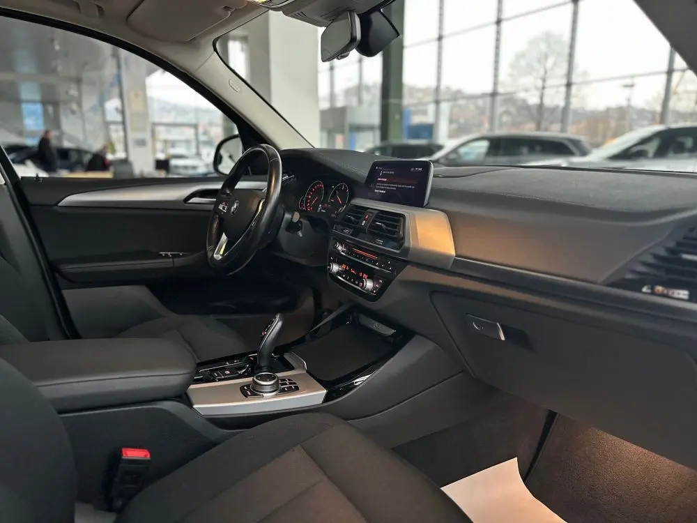 BMW X3 20D X-DRIVE Business Advantage - 13