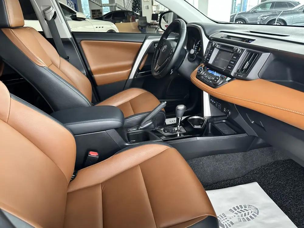 TOYOTA RAV4 AWD A/T HYBRID - 9