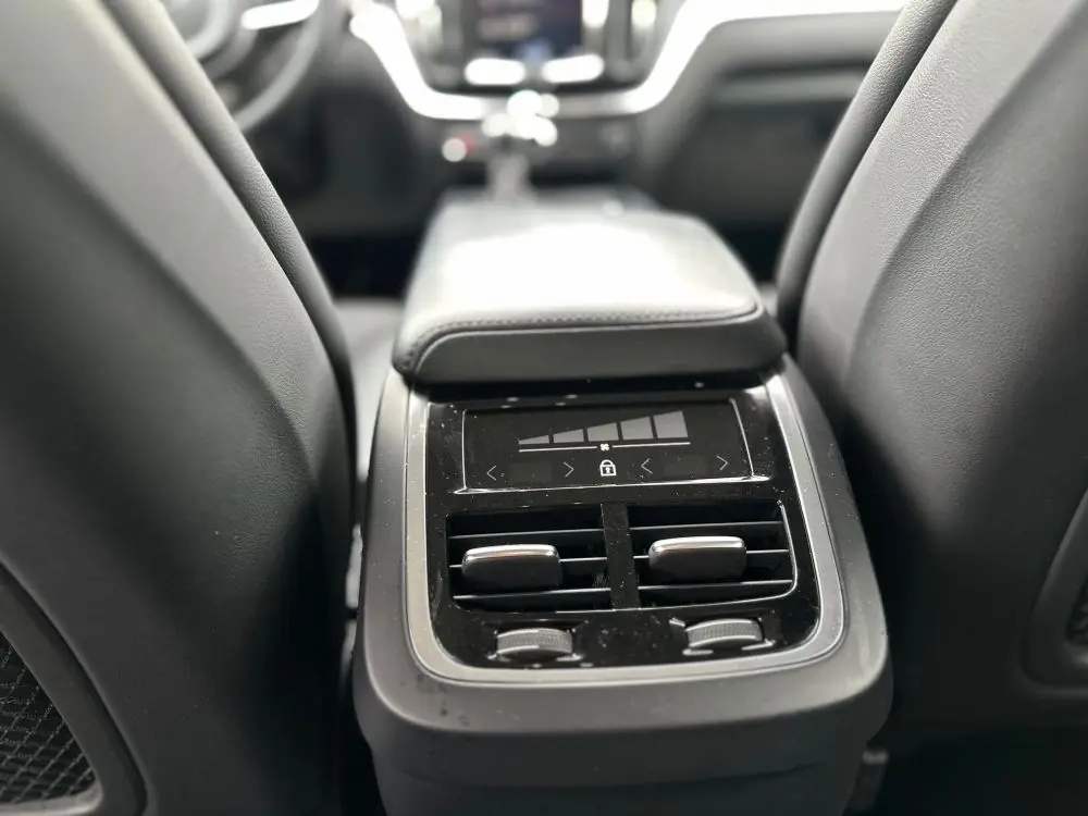 Volvo Xc60 D4 AWD Business - 16