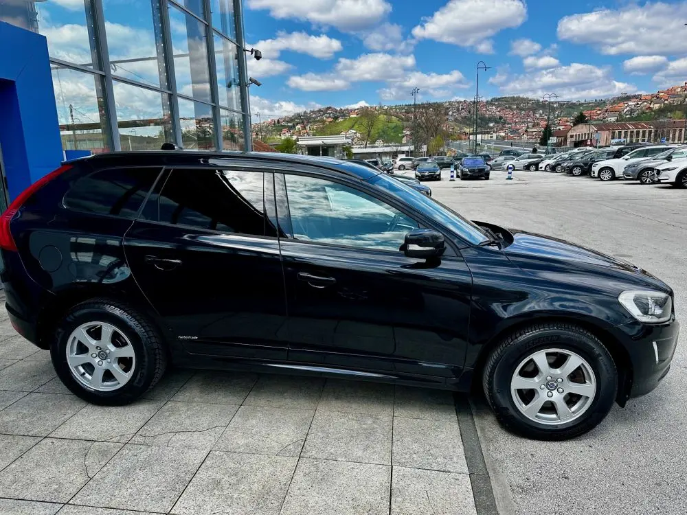 VOLVO XC60 D4 FACELIFT - 5