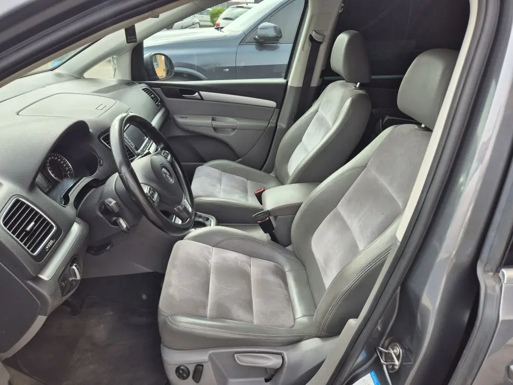Volkswagen Sharan 2.0 TDI DSG - 9