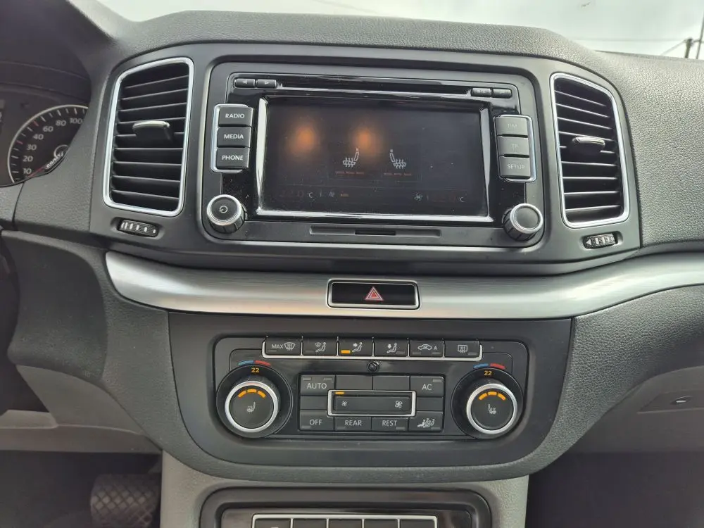 Volkswagen Sharan 2.0 TDI DSG - 14