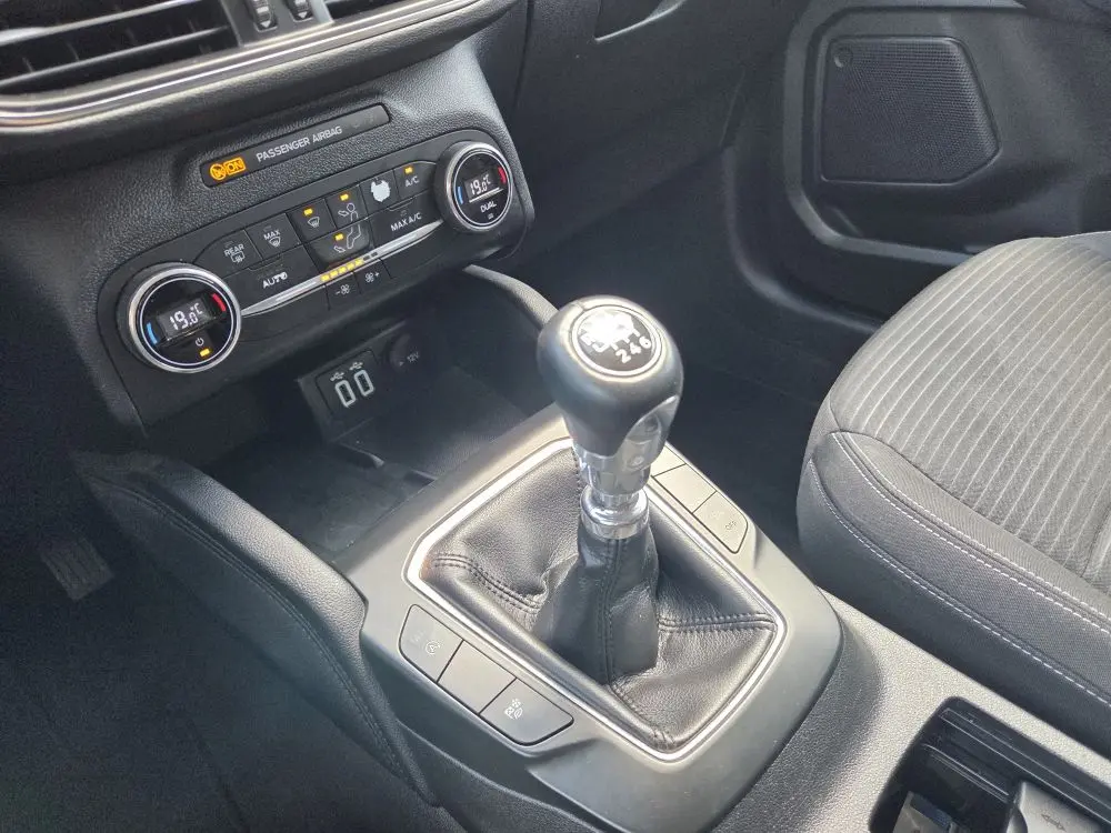 Ford Kuga 1.5 Ecobust 2WD Titanium - 14