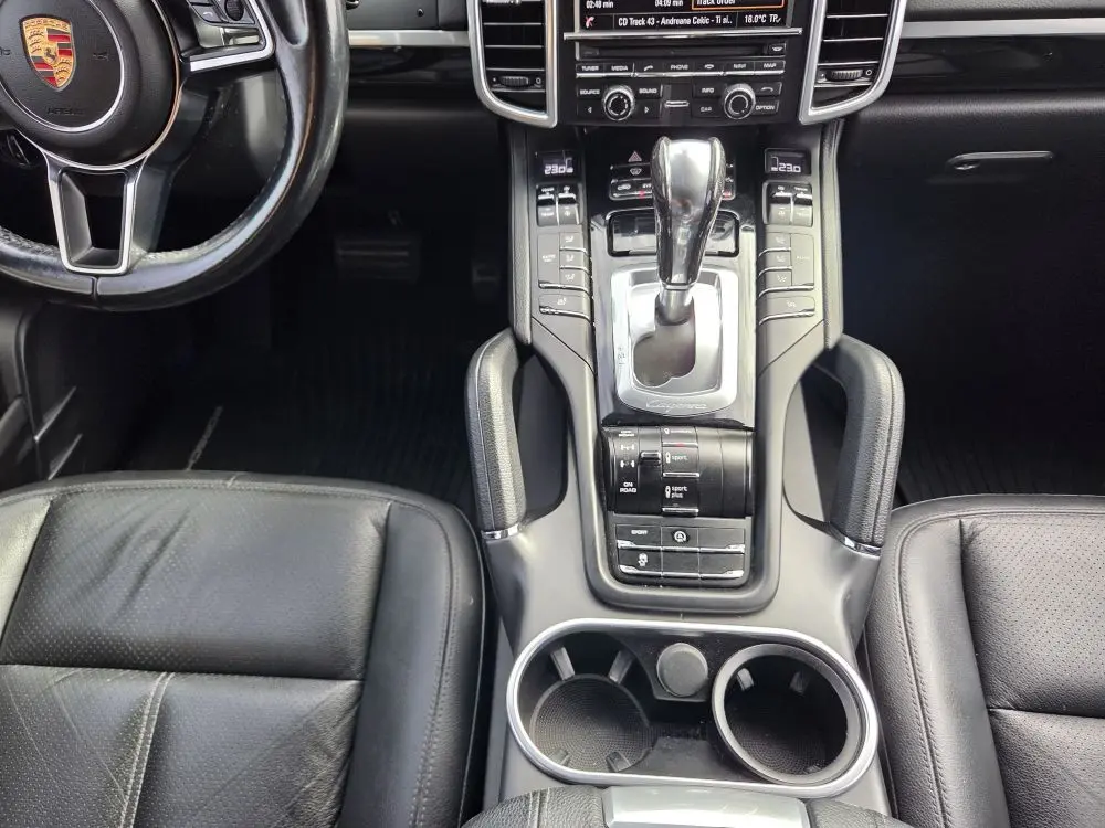 Porsche Cayenne 3.0D AWD - 13