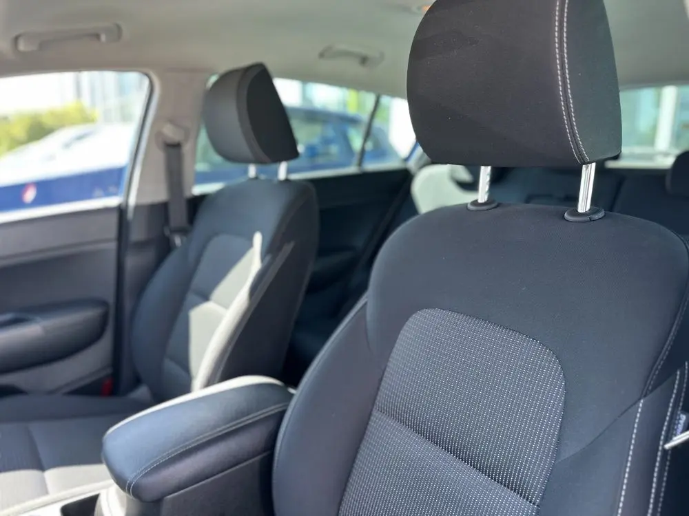 KIA SPORTAGE 1.6 CRDI BUSINESS AUT - 10