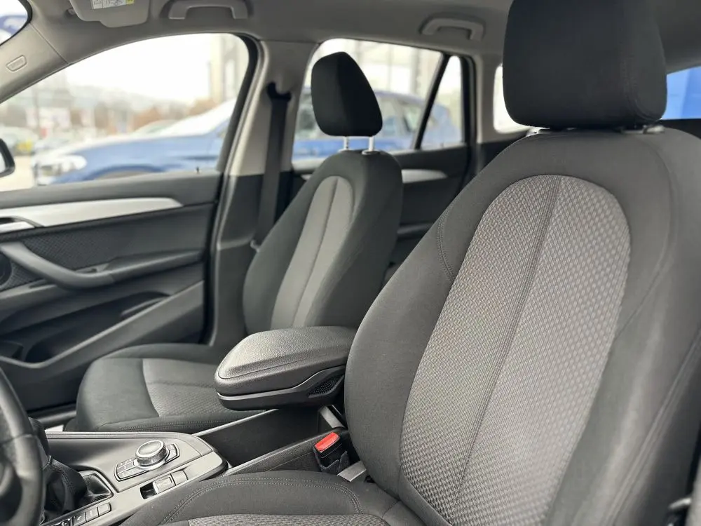 BMW X1 25E X-DRIVE PLUG IN - 10