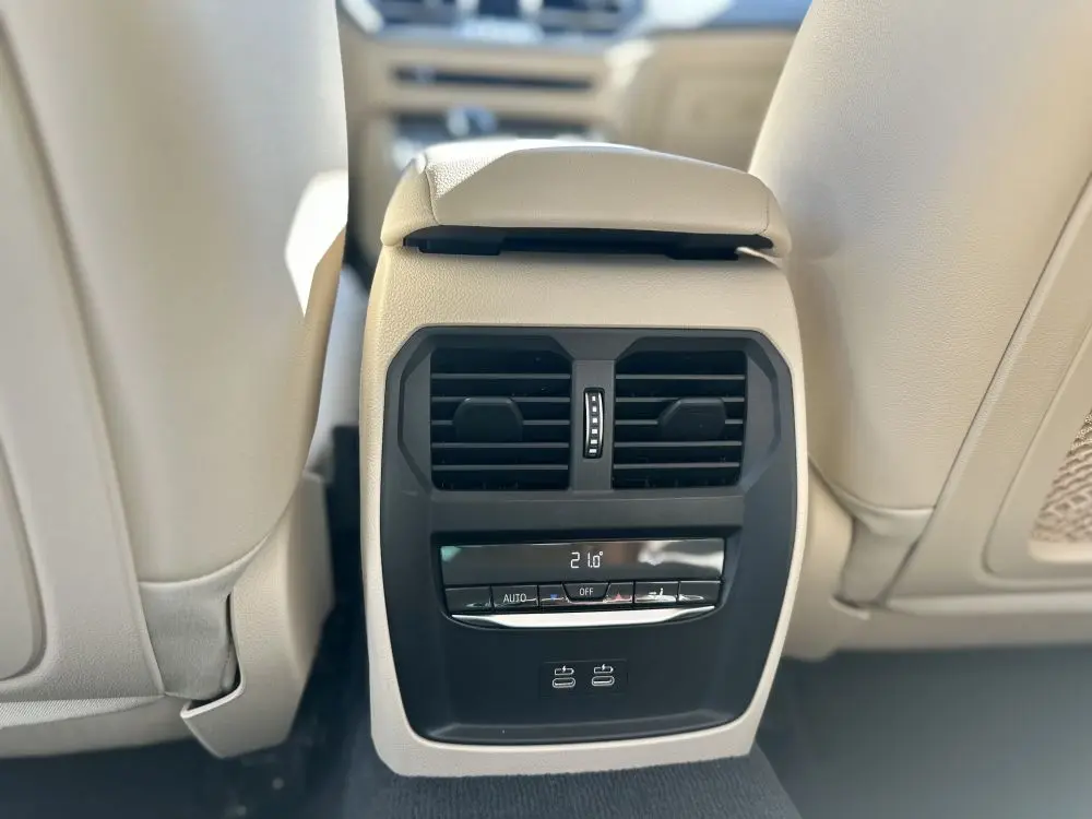 BMW 330E PLUG IN HYBRID - 18