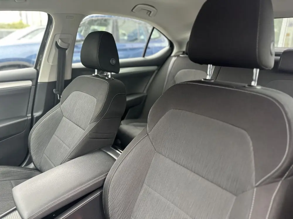 ŠKODA SUPERB 2.0TDI DSG - 12