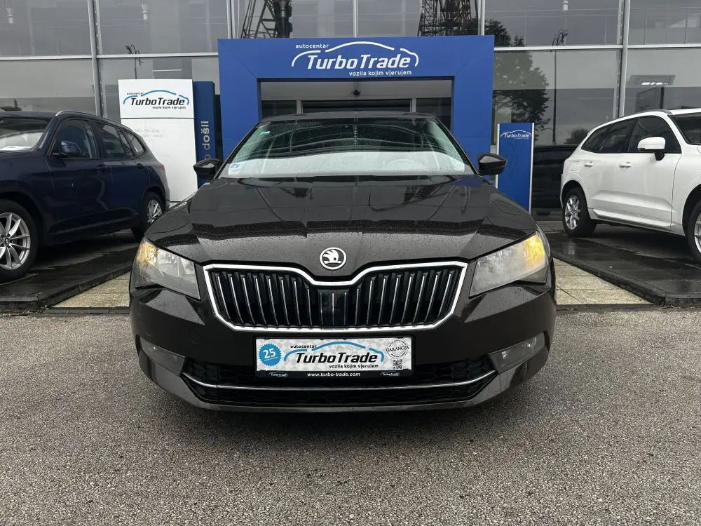 ŠKODA SUPERB 2.0TDI DSG - 2