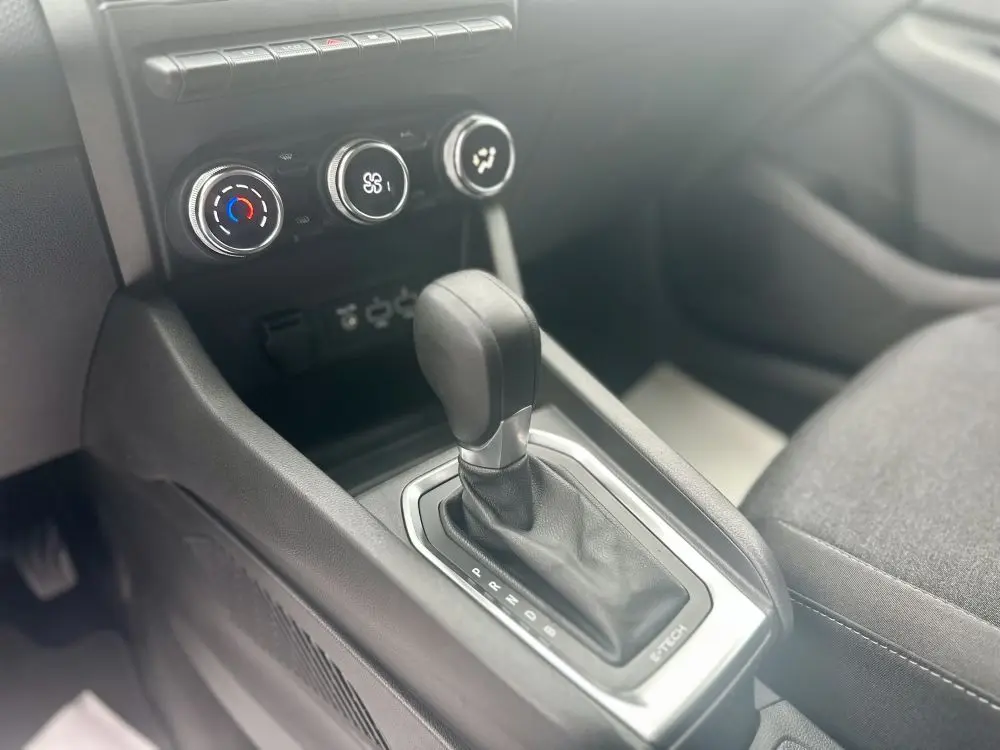 RENAULT CLIO E-TECH 1.6 HYBRID - 16