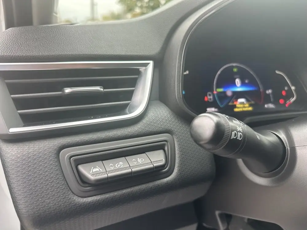 RENAULT CLIO E-TECH 1.6 HYBRID - 12