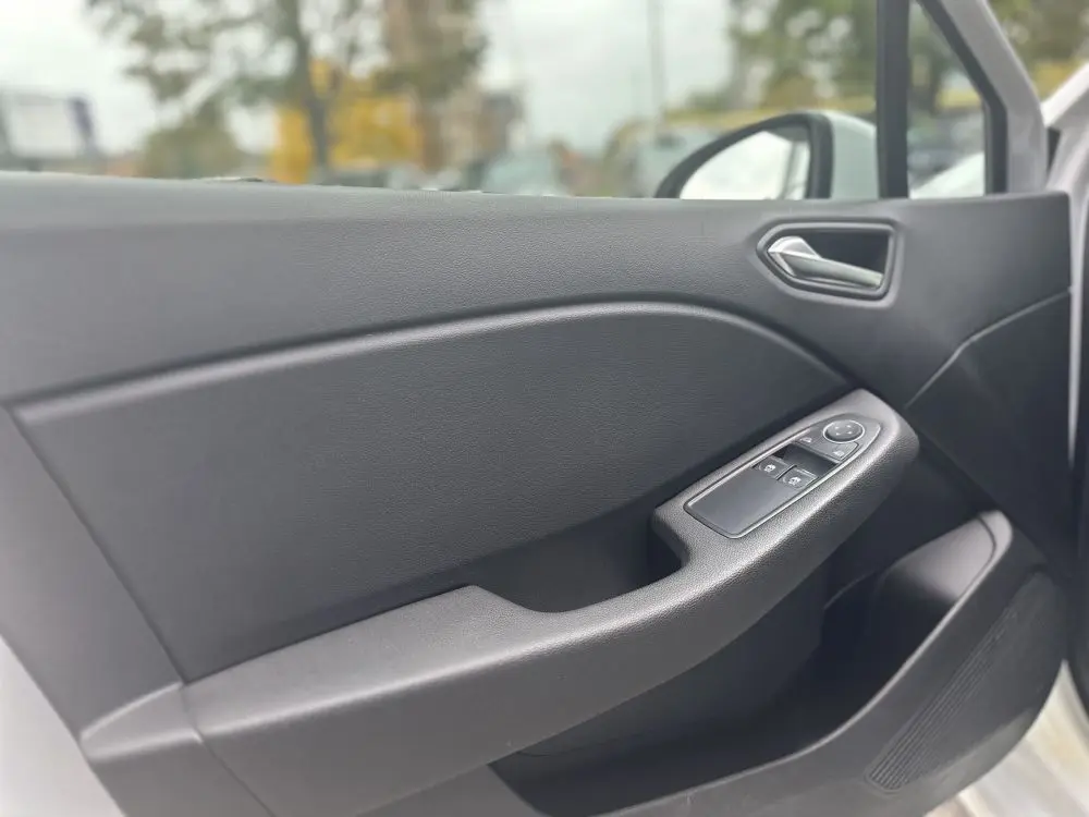 RENAULT CLIO E-TECH 1.6 HYBRID - 9