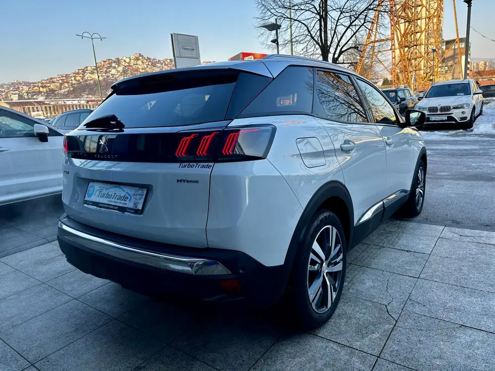 PEUGEOT 3008 1.6 PLUG-IN HYBRID ALLURE PACK - 6