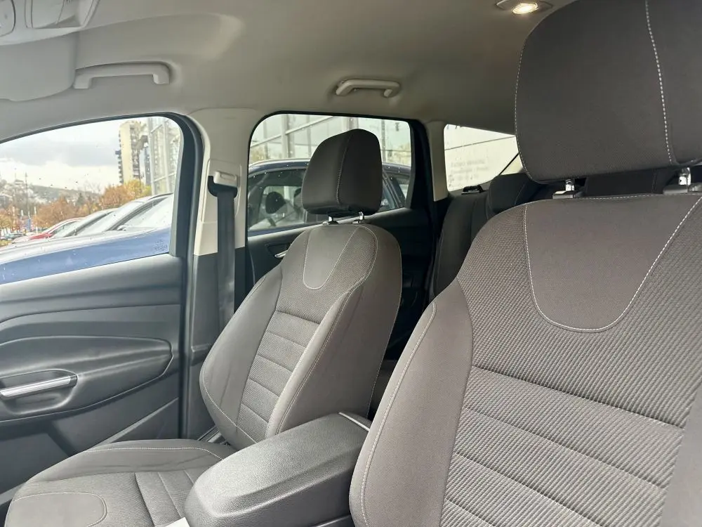 FORD KUGA 2.0TDCi 4WD AUT - 11