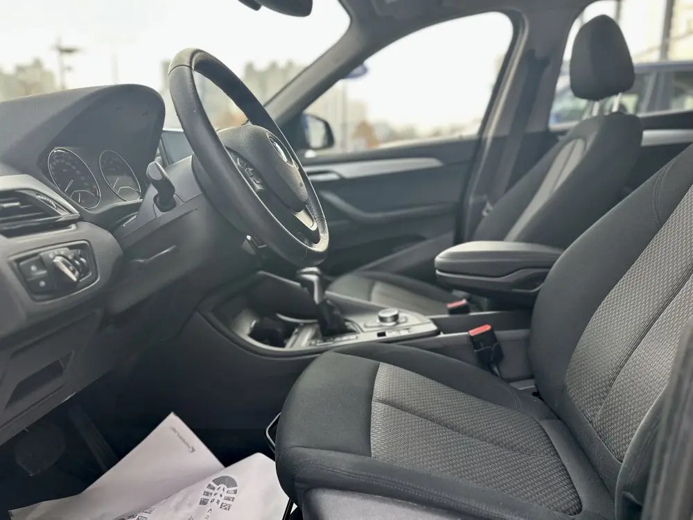 BMW X1 25E X-DRIVE PLUG IN - 9