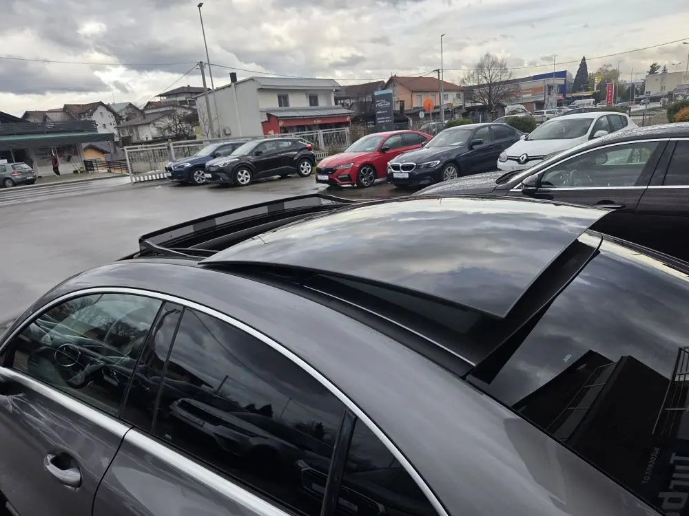 Mercedes-Benz CLA 180D Coupe Executive - 9