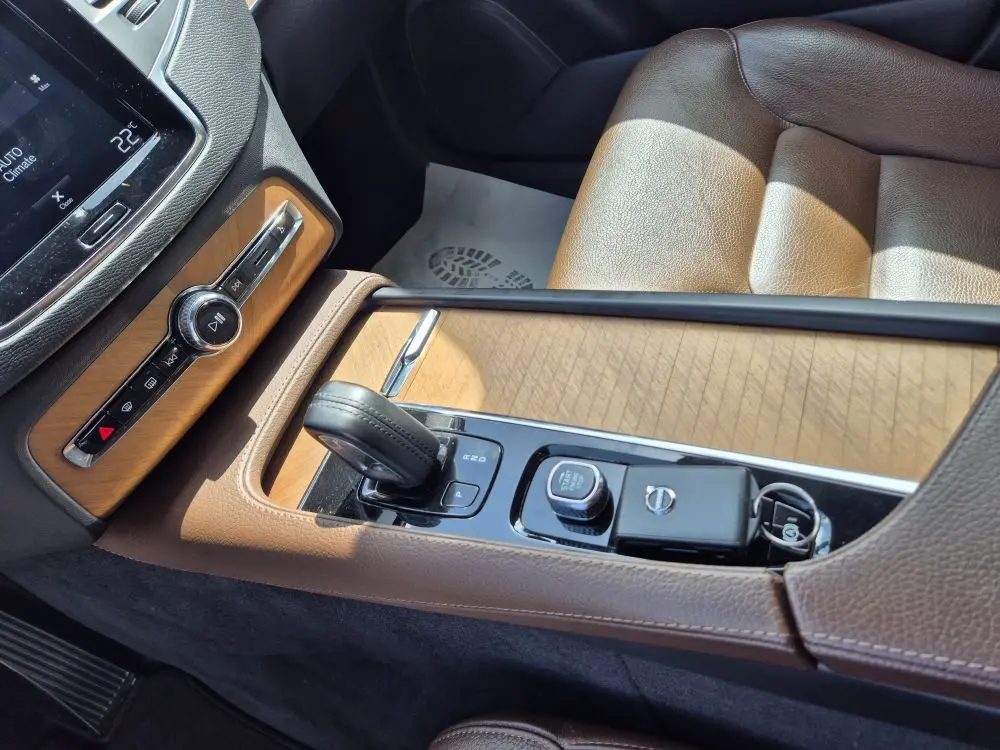 Volvo XC90 B5 AWD Momentum 7 PL - 14
