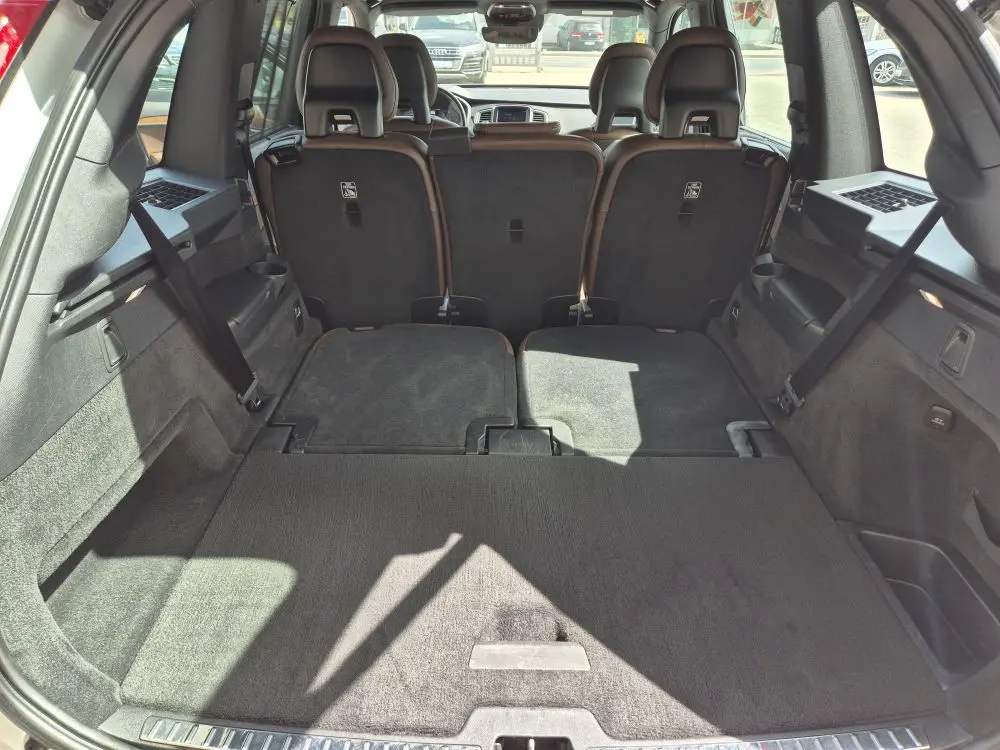Volvo XC90 B5 AWD Momentum 7 PL - 20