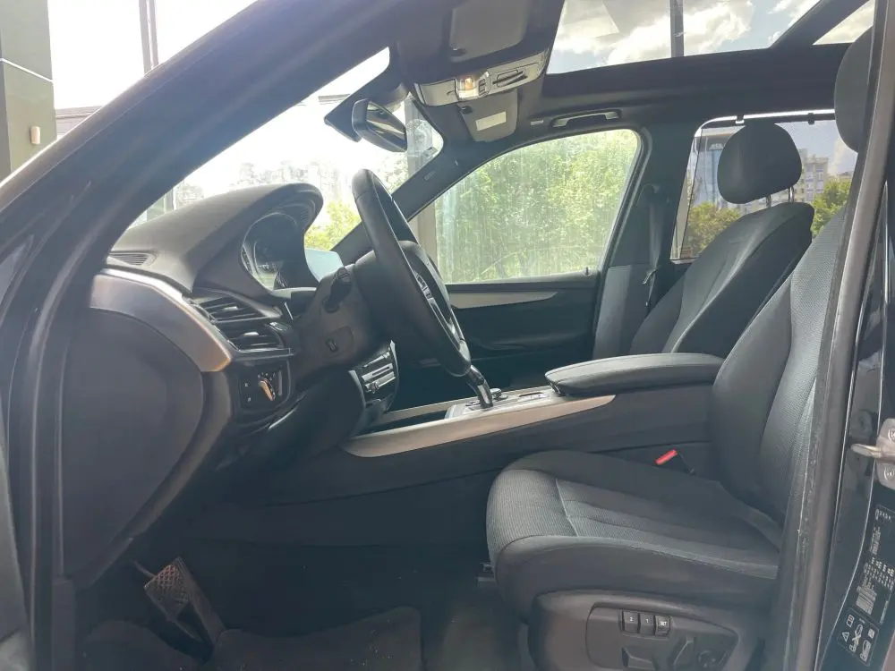 BMW X5 25D X-DRIVE - 10