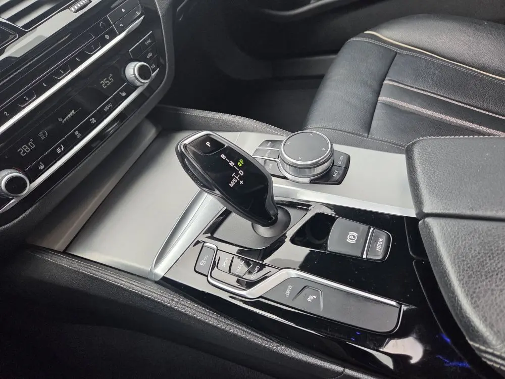BMW 530 E DRIVE PERFORMANCE - 21