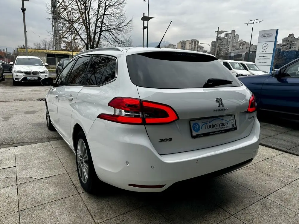 PEUGEOT 308 1.5HDI SW AUT - 8