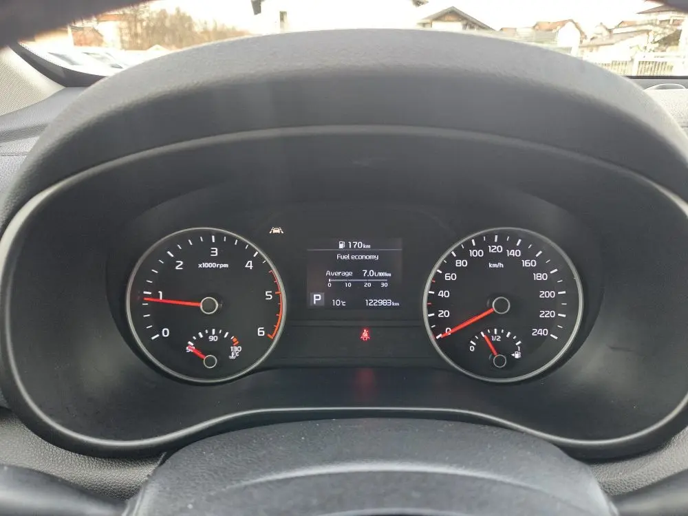 KIA SPORTAGE 1.6 CRDI BUSINESS AUT - 14