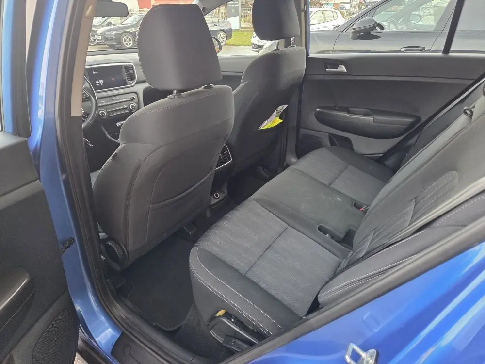 KIA SPORTAGE 1.6 CRDI BUSINESS AUT - 17