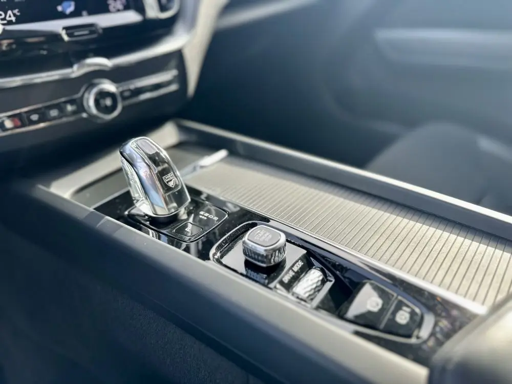 VOLVO XC60 T8 4WD PLUG IN - 15