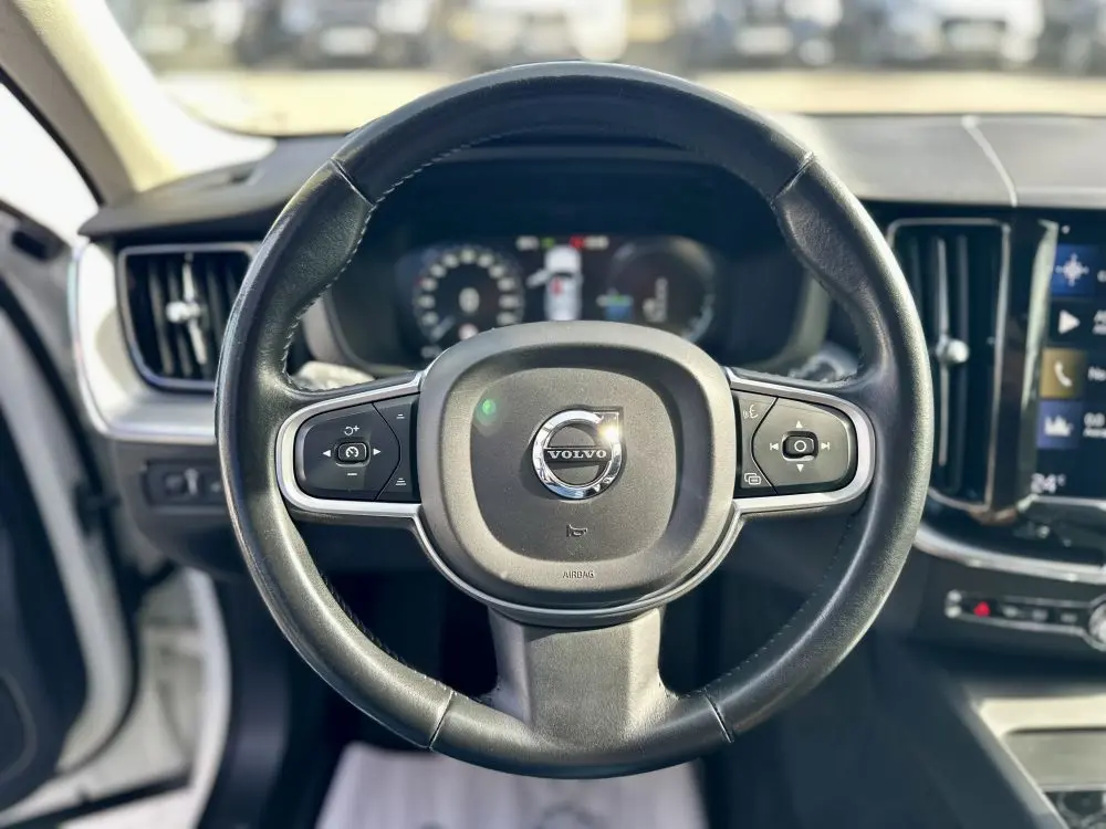 VOLVO XC60 T8 4WD PLUG IN - 12