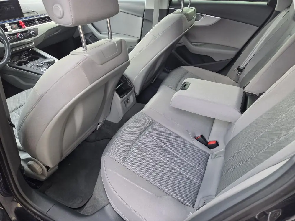 Audi A4 2.0 TDI S-tronic - 16