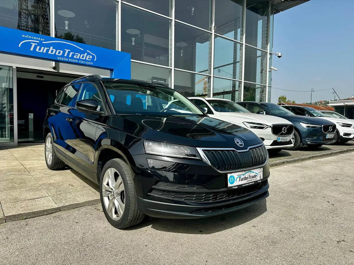 ŠKODA KAROQ 1.6 TDI DSG Business Line