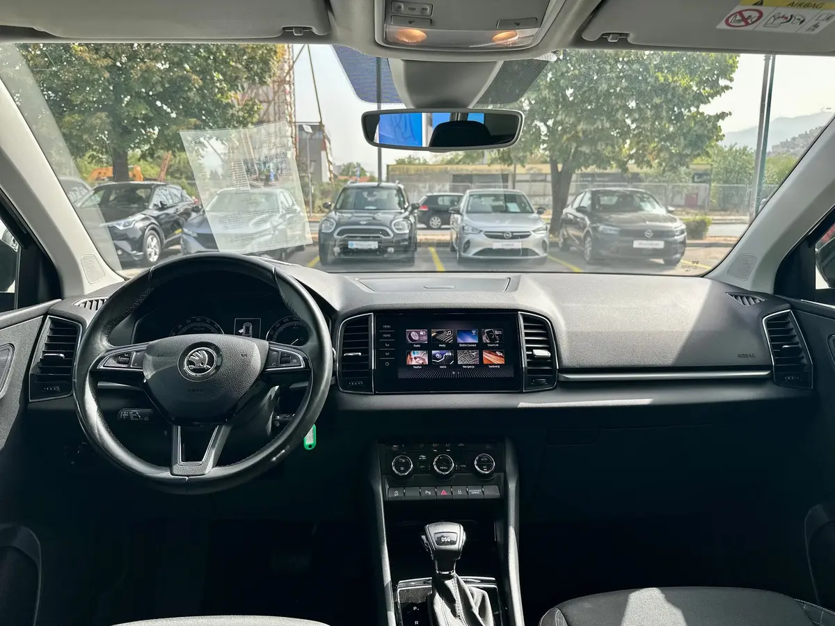 ŠKODA KAROQ 1.6 TDI DSG Business Line - 13