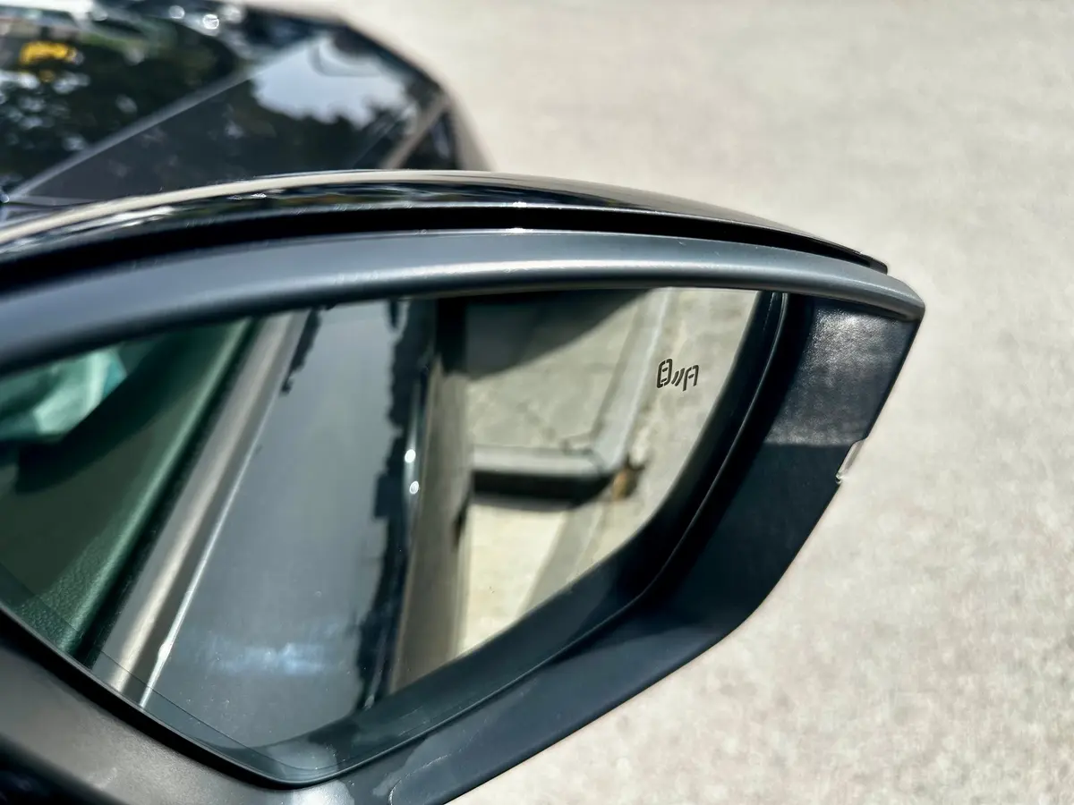 ŠKODA KAROQ 1.6 TDI DSG Business Line - 9