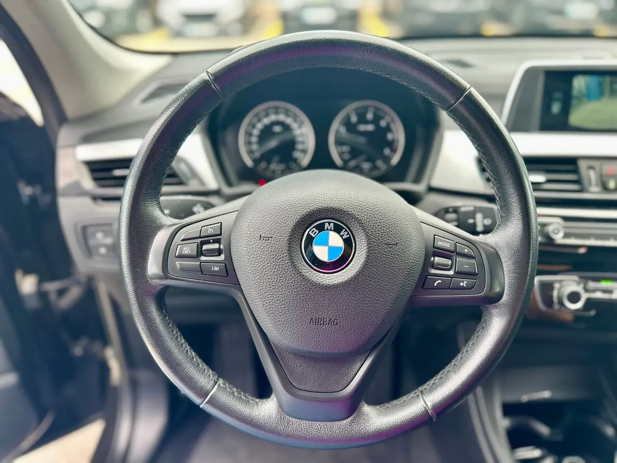 BMW X1 18D X-DRIVE AUT - 12