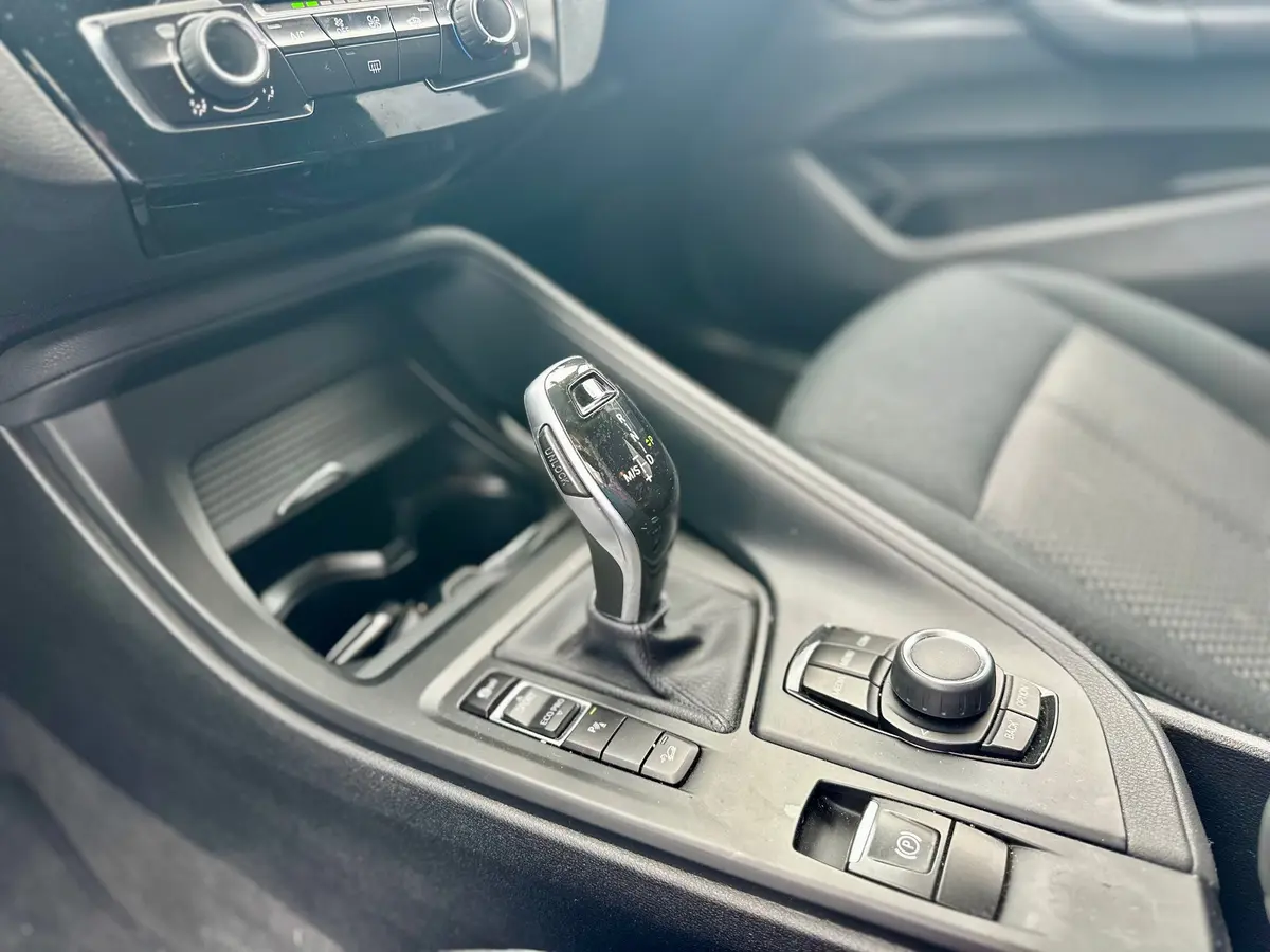 BMW X1 18D X-DRIVE AUT - 14