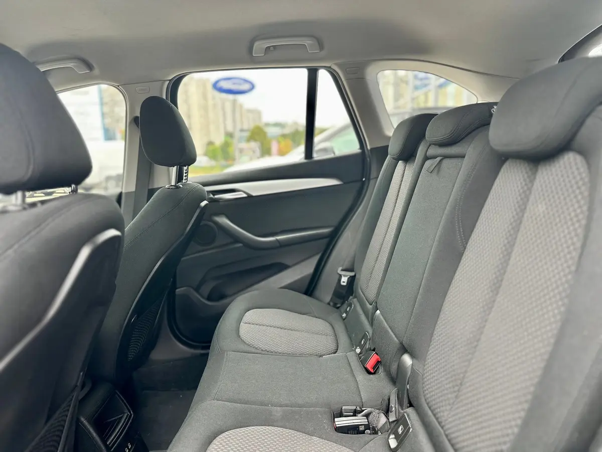 BMW X1 18D X-DRIVE AUT - 15