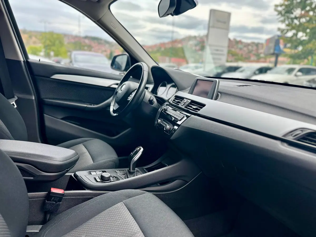 BMW X1 18D X-DRIVE AUT - 16