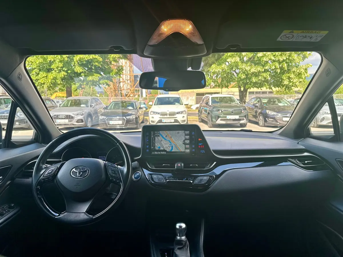 TOYOTA C-HR 1.8 E-CVT BUSINESS HYBRID - 12