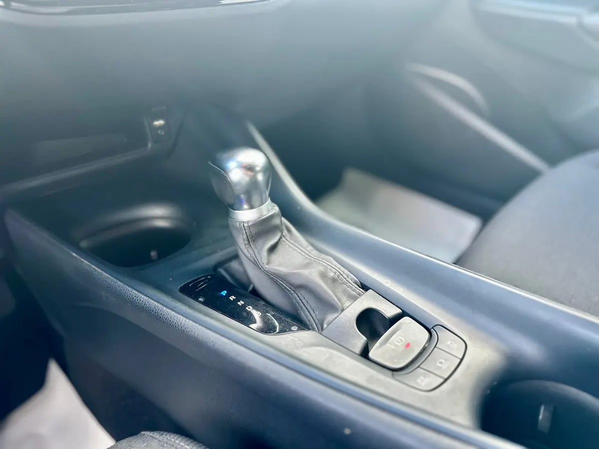 TOYOTA C-HR 1.8 E-CVT BUSINESS HYBRID - 16