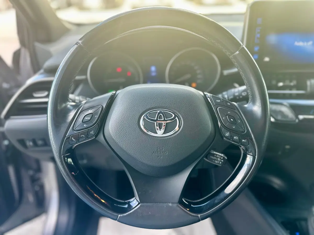 TOYOTA C-HR 1.8 E-CVT BUSINESS HYBRID - 13